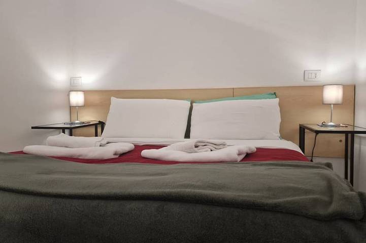 Apartamento entero, Fiorilli House-Distrito de Fiera - Aparcamiento privado - Almacenamiento de bici in Bolonia, Provincia de Bologna