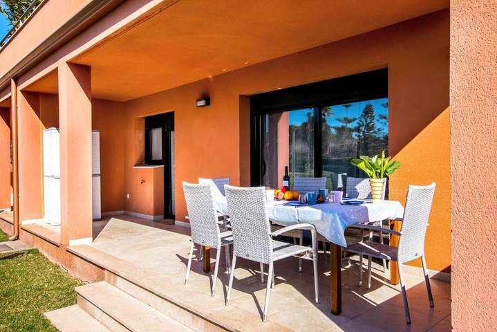 Location de vacances pour 6 personnes, avec jardin et piscine dans Bonmont Terres Noves - 4