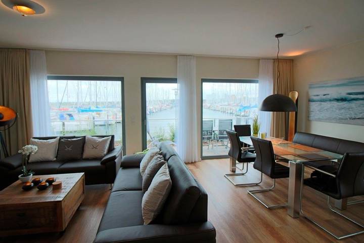 Ferienhaus mit meerblick für 6 Personen, mit Balkon und Terrasse sowie Sauna und Ausblick in Heiligenhafen