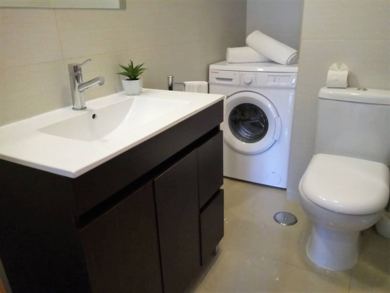 Apartamento entero, T1 Dunas 3D 150M Praia 4 Pessoas in Quarteira, Distrito de Faro