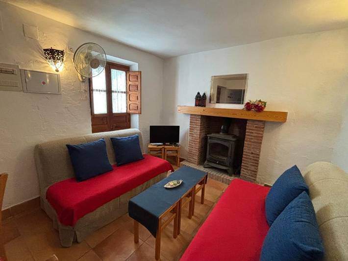 Gîte pour 2 personnes, avec vue ainsi que jardin et piscine à Alcalá la Real - 4