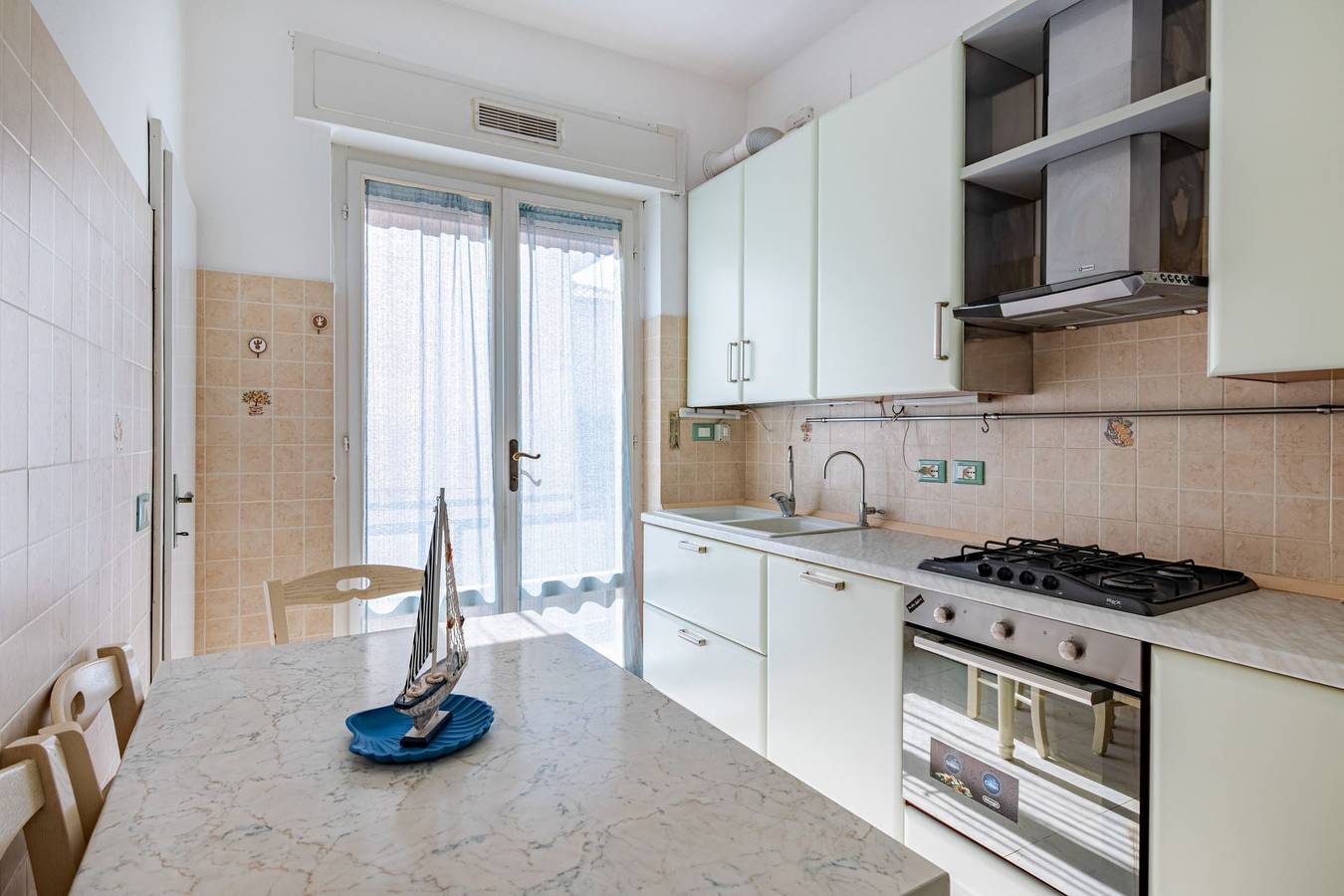 Ganze Ferienwohnung, Ferienwohnung für 5 Personen mit Balkon in San Vincenzo, Etruskische Küste