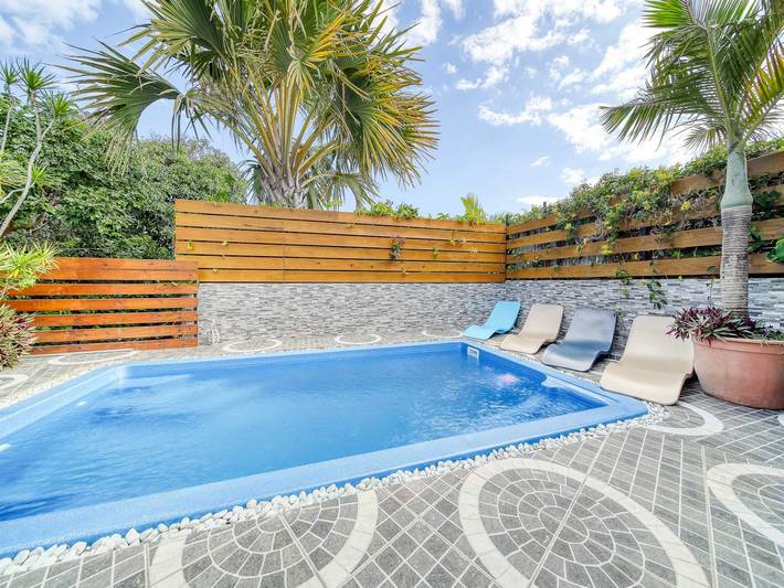 Villa für 10 Personen, mit Balkon und Pool sowie Garten, kinderfreundlich in Saint-Pierre (Réunion)