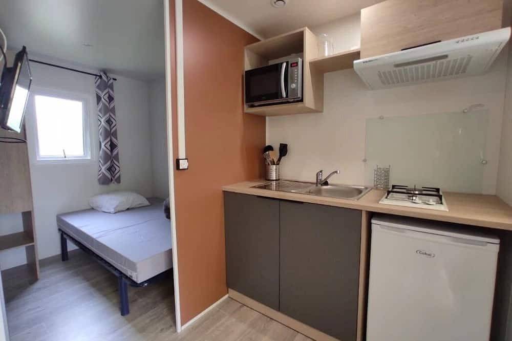 Zecamping 3 étoiles locatif Tv 2 pers in Pouzauges, Fontenay-le-Comte