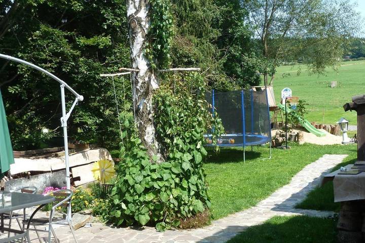 Ferienwohnung für 6 Personen, mit Terrasse und Garten im Erzgebirge - 4