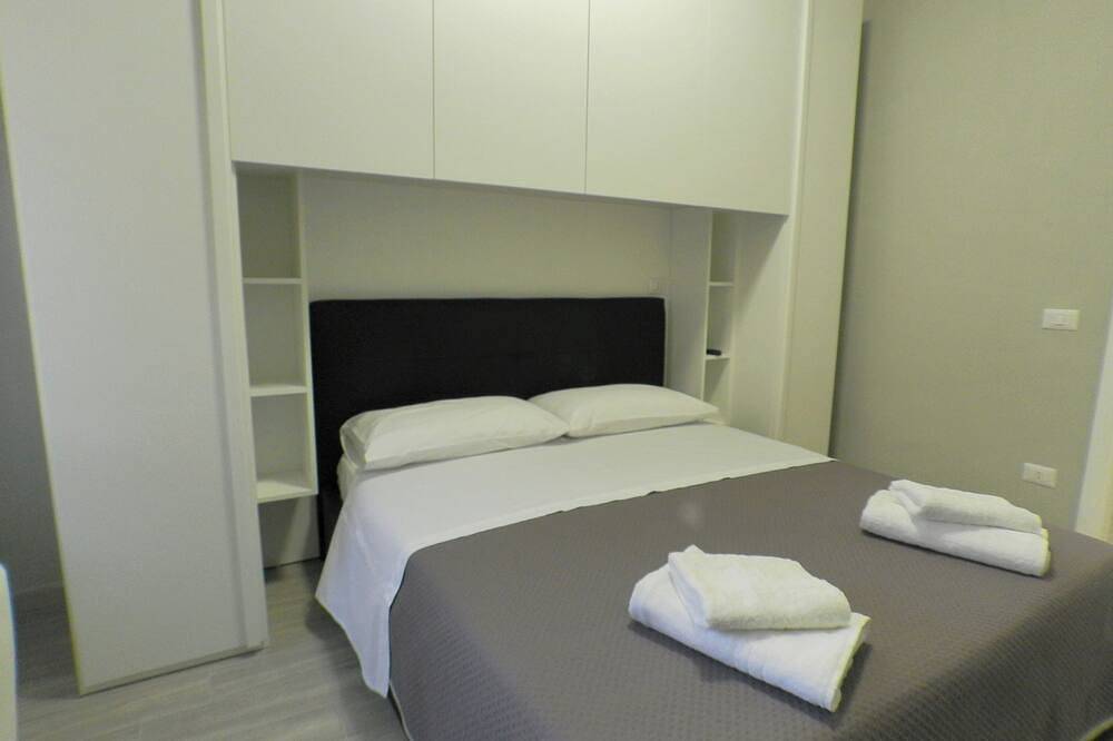B&B - Il Terrazzo da Gregorio - Room 2 in Rome, Rome Province