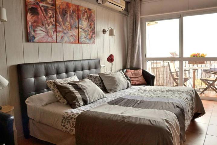 Chambre d’hôte pour 3 personnes, avec terrasse et jacuzzi à Nerja - 2