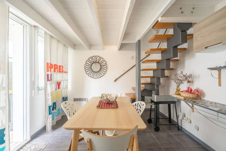 Casa de Vacaciones 'Porche Bis' con Jardín Privado y Wi-Fi in Chaillevette, Côte de Beauté