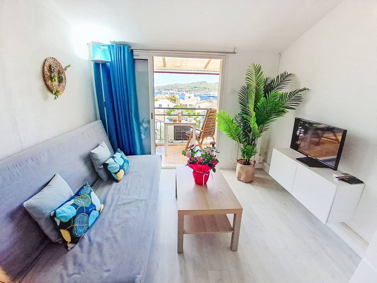 Entire apartment, La Croisette in Les Sablettes, La Seyne-sur-Mer