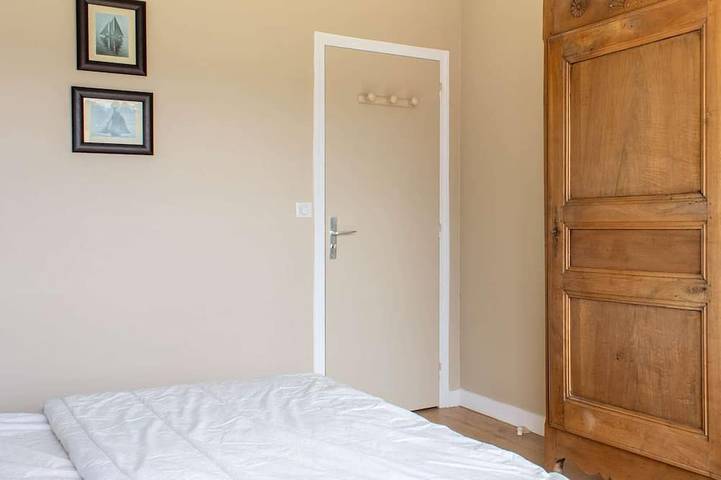 Ganze Wohnung, Sea-view apartment in Erquy 50 m from the beach | 4 guests | in Caroual, Erquy