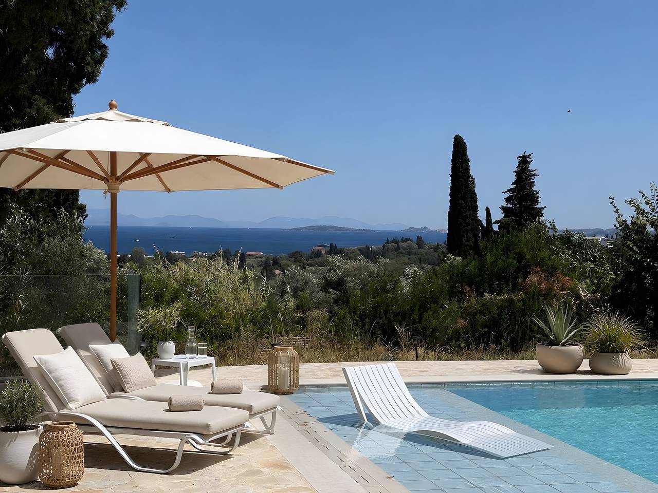 Ganze Wohnung, Cottage „Blue Green Villa“ mit Meerblick, privatem Pool und Wlan in Korfu