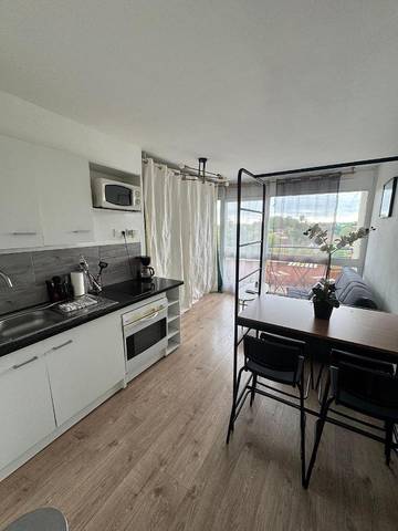 Gîte pour 4 personnes, avec balcon à Le Mée-sur-Seine