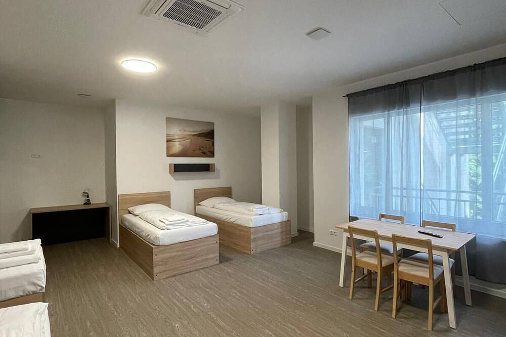 Ganze Wohnung, Familienzimmer Premium 2 Badezimmer in Neuss, Düsseldorf und Umgebung