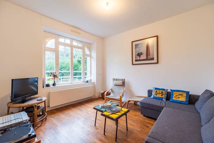 Location de vacances pour 5 personnes, avec balcon et jardin à Plouguiel - 2