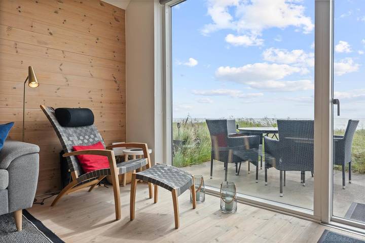 Reihenhaus mit Whirlpool, Sauna und Fjordaussicht im Herzen von Hvide Sande in Hvide Sande, Holmsland Klit