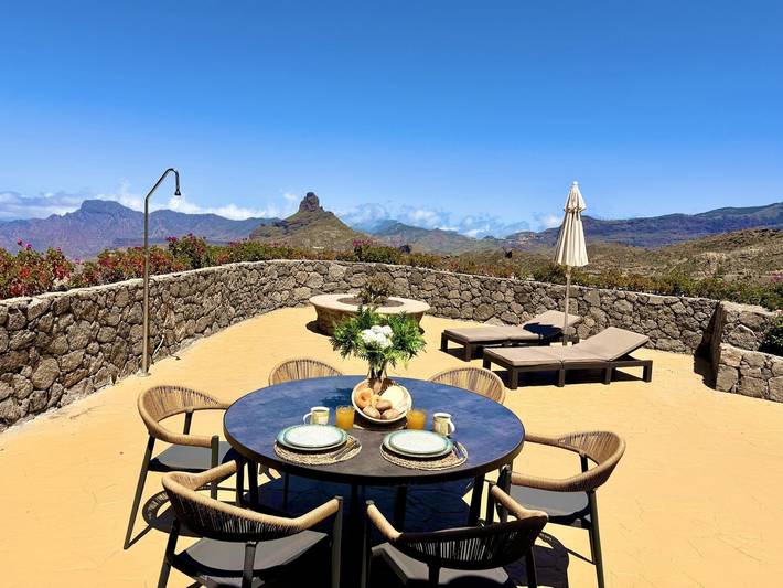 Charmantes kanarisches Haus mit Terrasse und Klimaanlage in Tejeda in Tejeda, Gran Canaria Nord