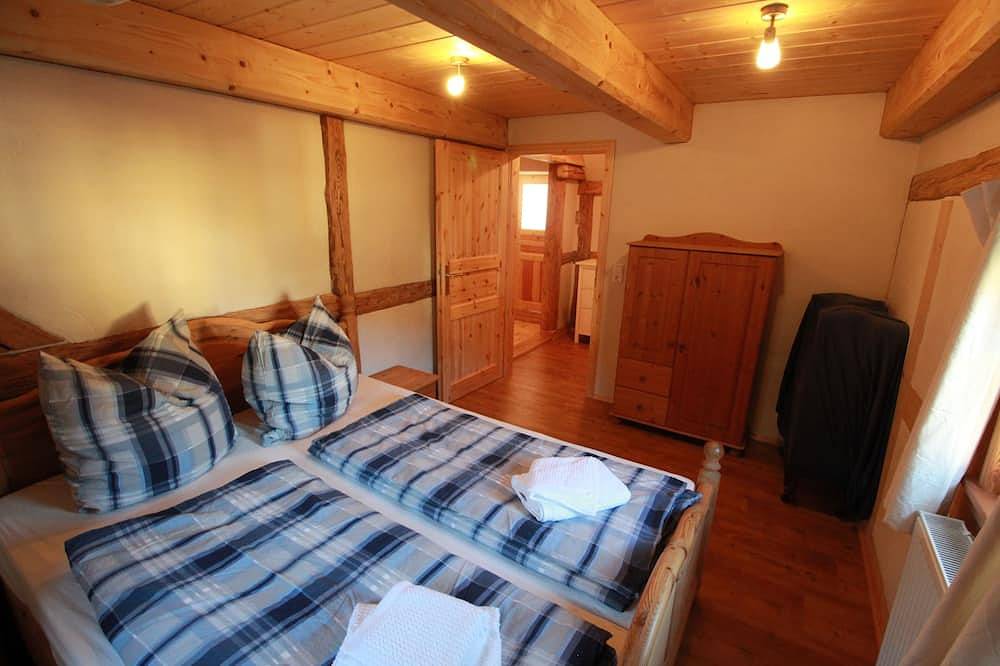 Ferienhaus \"Gebirgshäusl Oybin\" Zittauer Gebirge / Oberlausitz +Kamin +Umgebinde in Oybin, Zittauer Gebirge