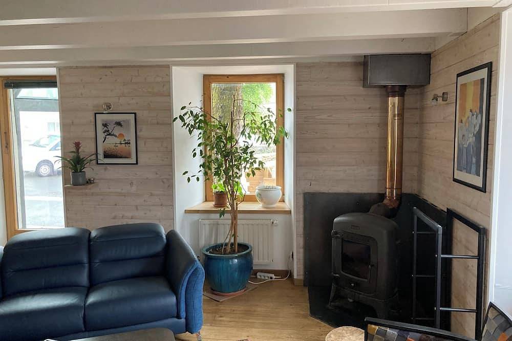 Maison de caractère au milieu d’un village de montagne typique en haute Loire in Les Estables, Parc naturel régional des Monts d'Ardèche