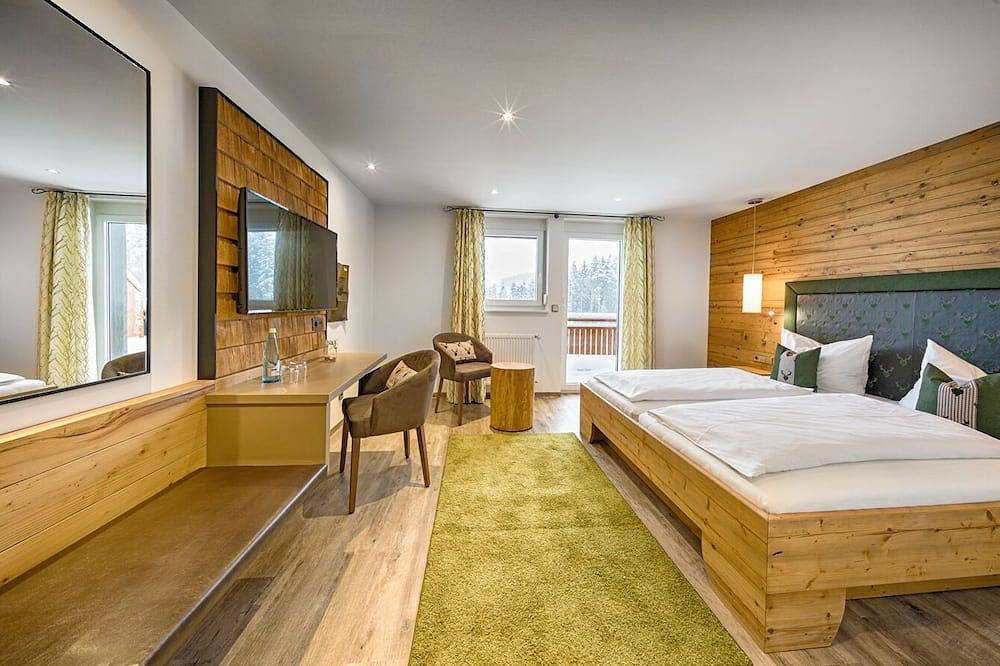 Ganze Wohnung, Deluxe Doppelzimmer mit Balkon in Furtwangen, Südschwarzwald