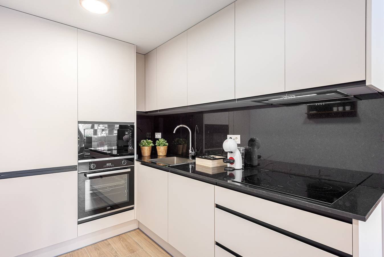 Ganze Wohnung, Ferienwohnung "Floperw 2" mit Wlan in Altstadt Málaga, Malaga