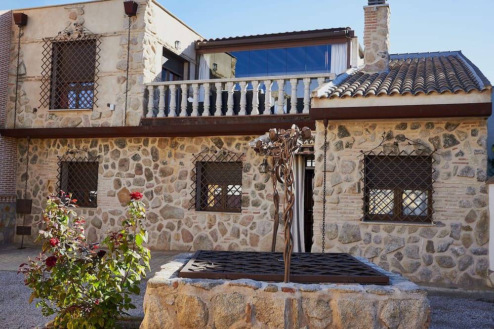 **Reservation Rules and Policies in Duivenhoek, Argés