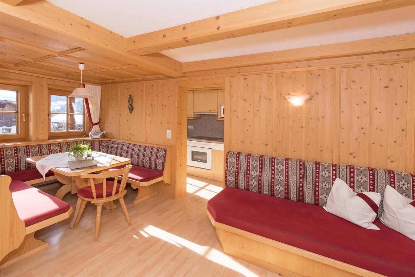 Ganze Ferienwohnung, Appartement 3 - Bauernhaus in Alpbach, Kaisergebirge