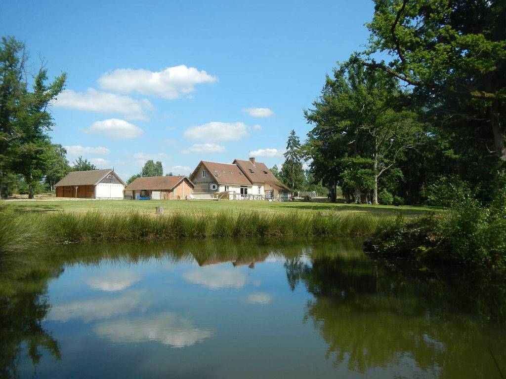 Gite La Rose, entièrement rénové, cadre idyllique in Souesmes, Sologne