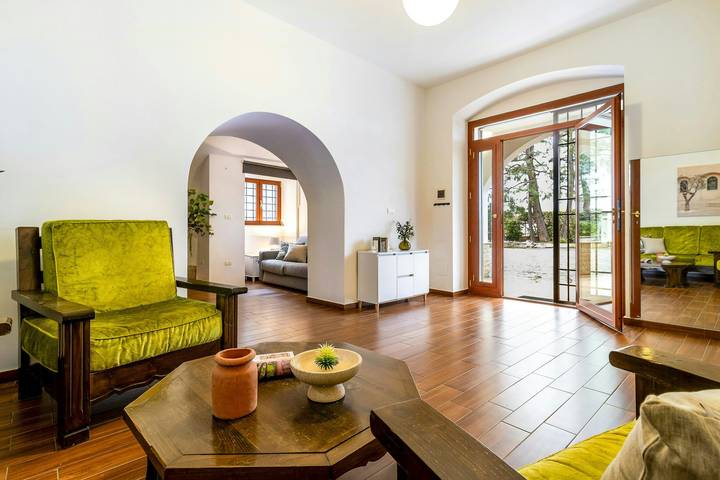 Villa con piscina, idromassaggio e dependance in Bisceglie, Barletta-Andria-Trani