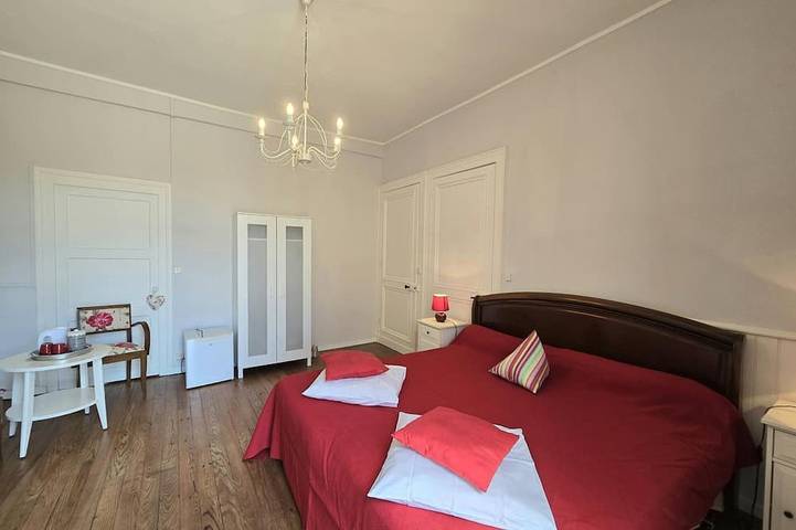 Gîte pour 6 personnes, avec terrasse à Villefranche-du-Périgord - 4