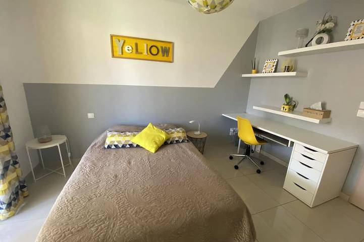 Location de vacances pour 8 personnes, avec jardin à Rigarda - 4