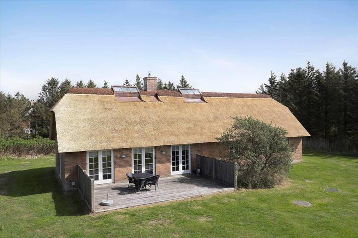 Ferienhaus für 6 Personen, mit Whirlpool und Terrasse sowie Sauna in Vedersø Klit