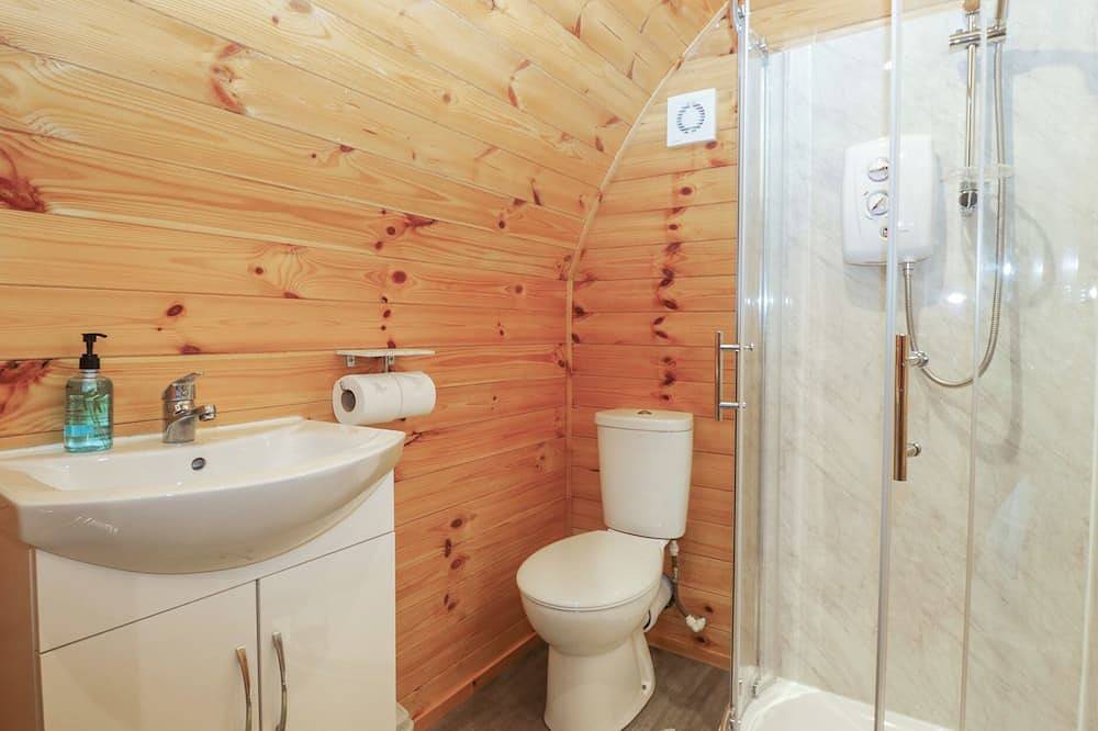 Oak, pet friendly, character holiday cottage in Ulverston in Lake District