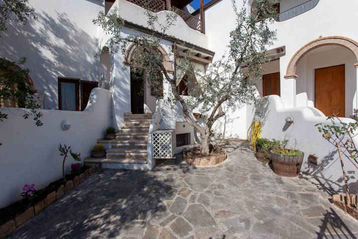 Gîte pour 4 personnes, avec jardin et balcon dans Orosei - 3