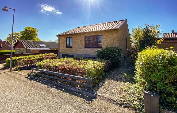 Feriehus for 4 personer, med Terrasse i Marstal