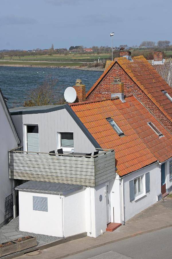 Ferienhaus für 4 Personen, mit Balkon in Lemkenhafen