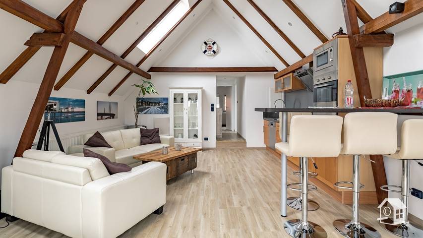 Ferienwohnung für 4 Personen, mit Balkon und Terrasse sowie Garten und Ausblick