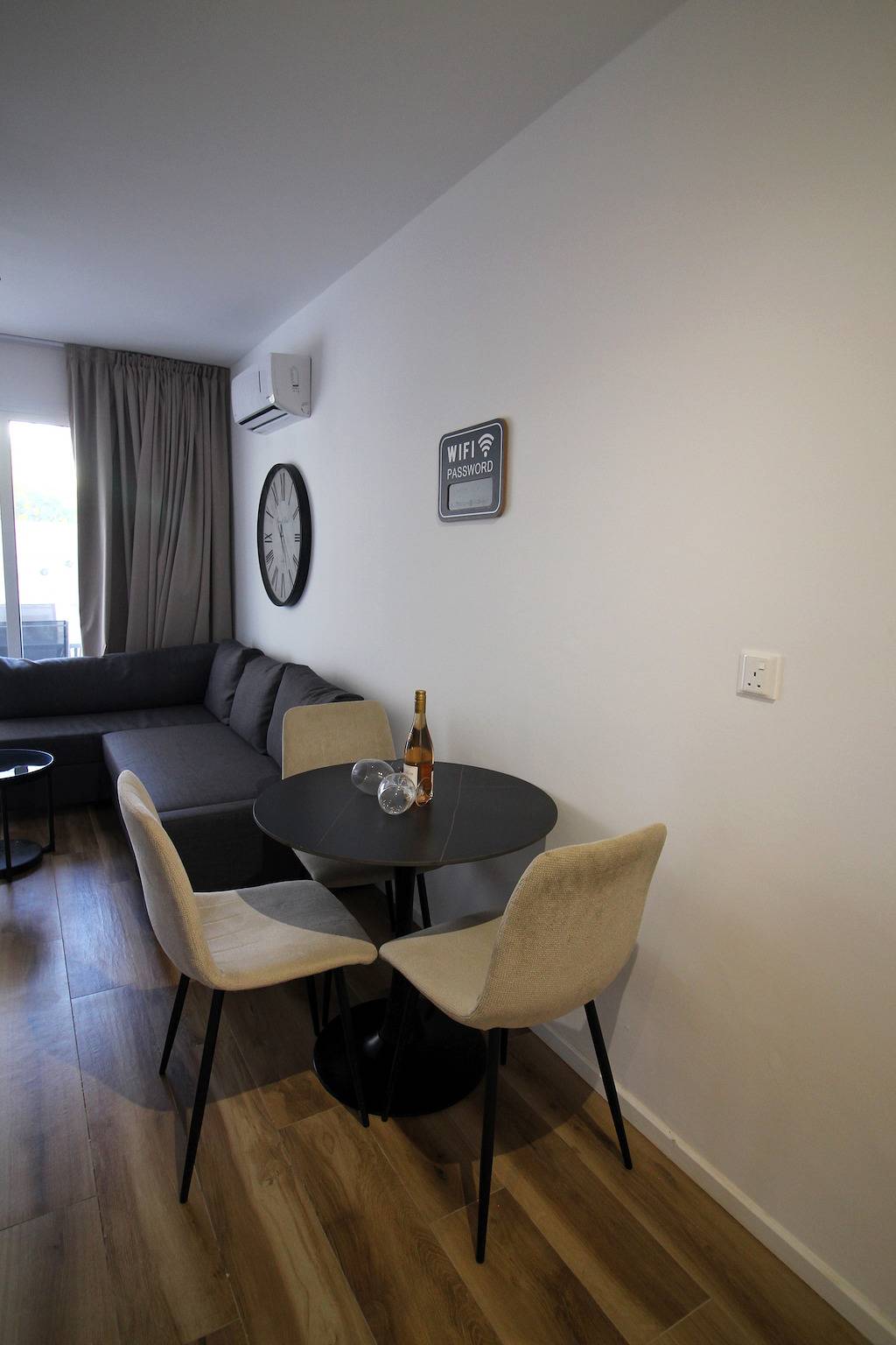 Appartement entier, 106 Pap -  Stay Aspri Petra Apartment in Paphos (ville), Chypre du Sud