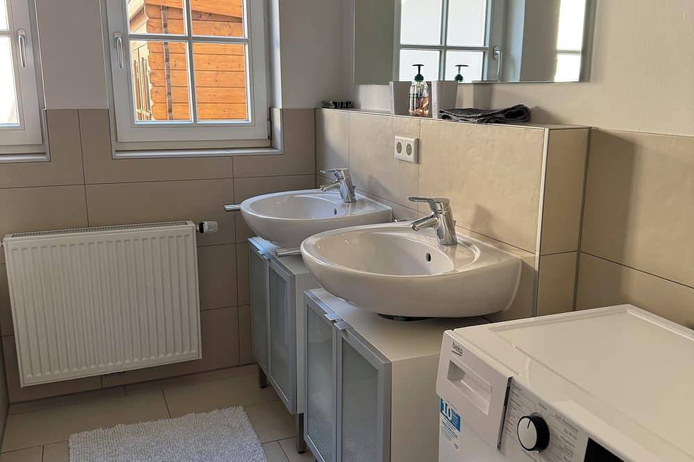 Ganze Wohnung, Ferienwohnung im Obstgut Willmann, ruhige Lage mit Blick auf den Bodensee in Kressbronn am Bodensee, Region Bodensee-Oberschwaben