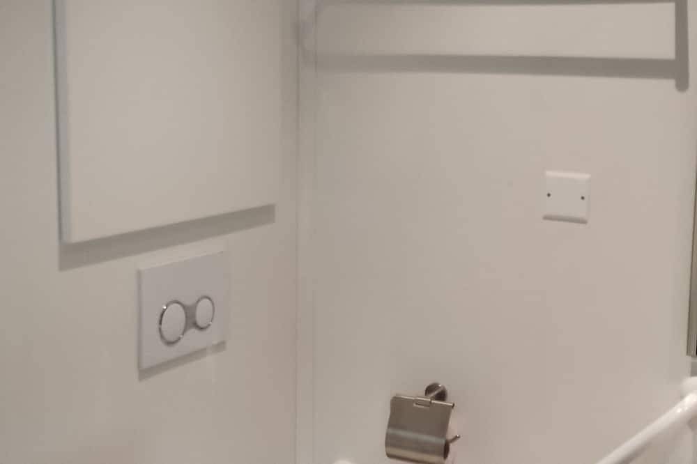 Chalet Climatisé au Calme, 4 Personnes in Cahors, Quercy