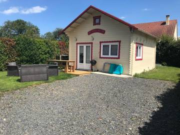 Gîte pour 4 personnes, avec terrasse et jardin dans Aure sur Mer