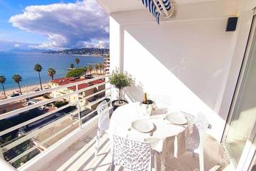 Gîte pour 2 personnes, avec balcon dans Plage de Juan-les-Pins