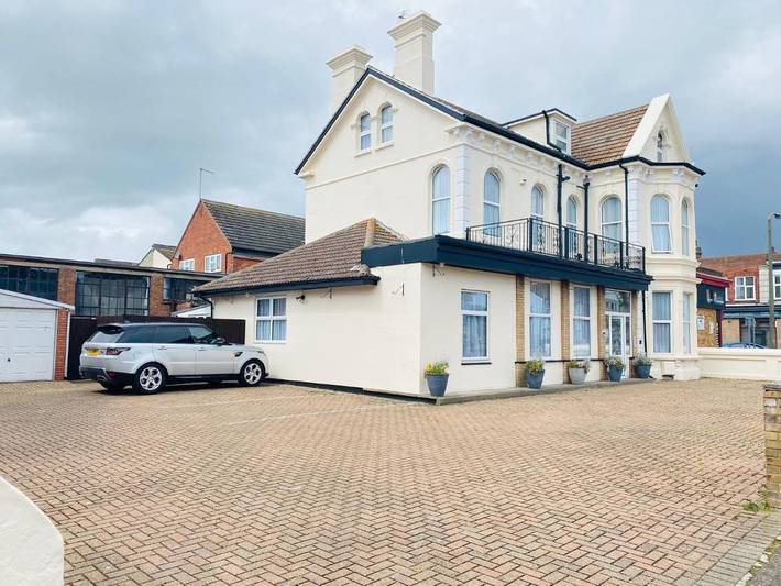 Bed and breakfast for 4 people, with View in Clacton-on-Sea