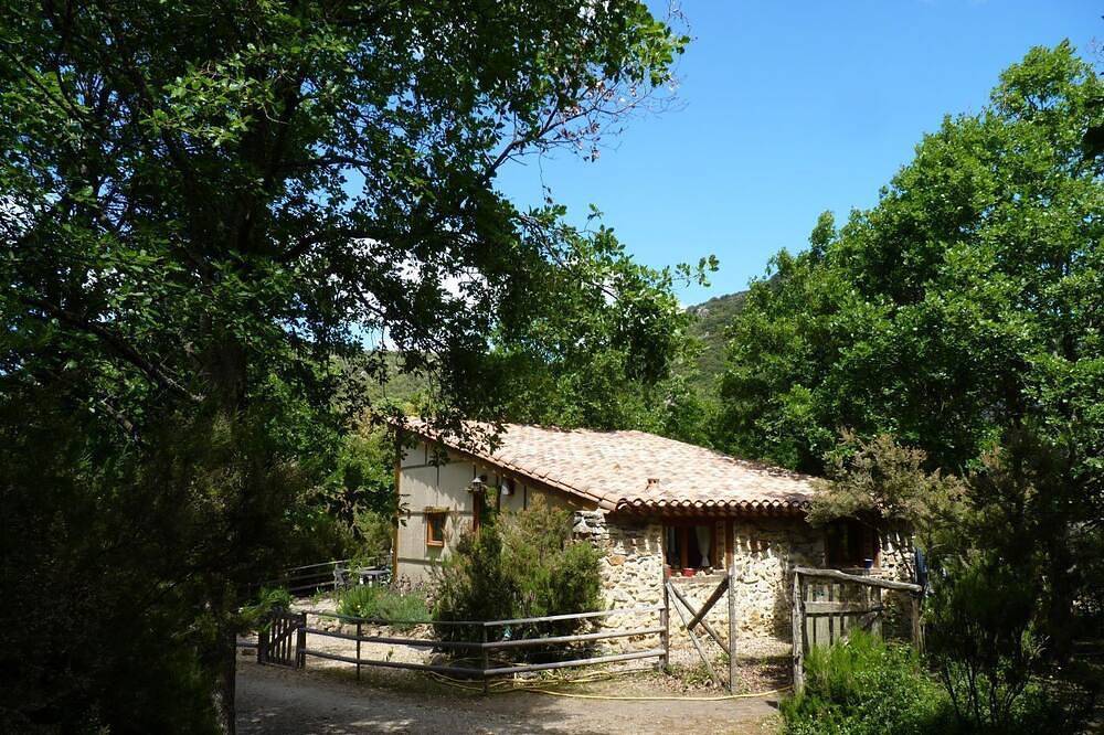 La Bergerie du Prat de Mu - Nature pure! Maison de vacances en pleine nature. in Termes, Parc naturel régional Corbières-Fenouillèdes