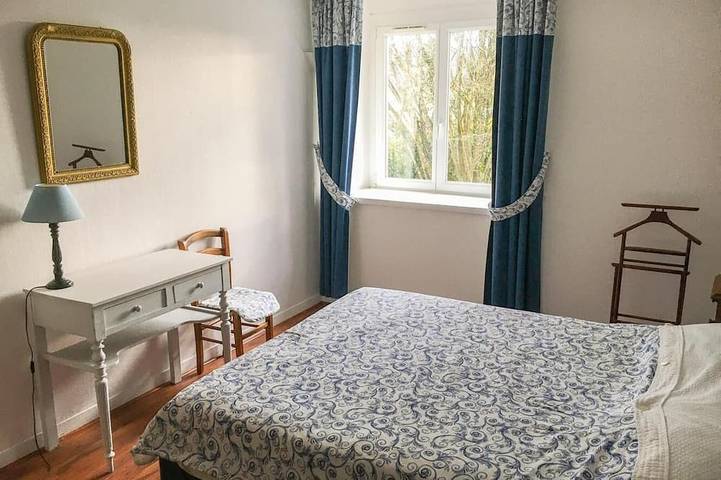 Location de vacances pour 8 personnes, avec jardin à Saint-Sauveur-Lendelin - 2