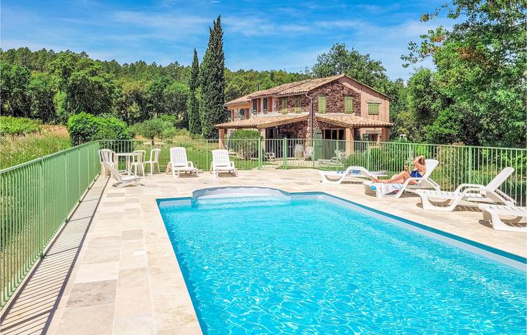 Gonfaron-Ferienwohnung mit Pool & Parkplatz in Gonfaron, Mittelmeerküste (Frankreich)