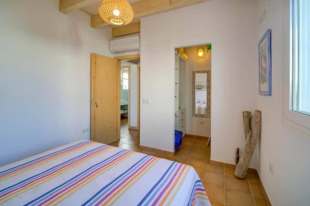 Mercedes   Villa cálida y tranquila sin igual in Cala Morell, Ciudadela