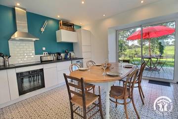 Maison De Vacances pour 4 Personnes dans Ploumilliau, Région de Lannion, Photo 3