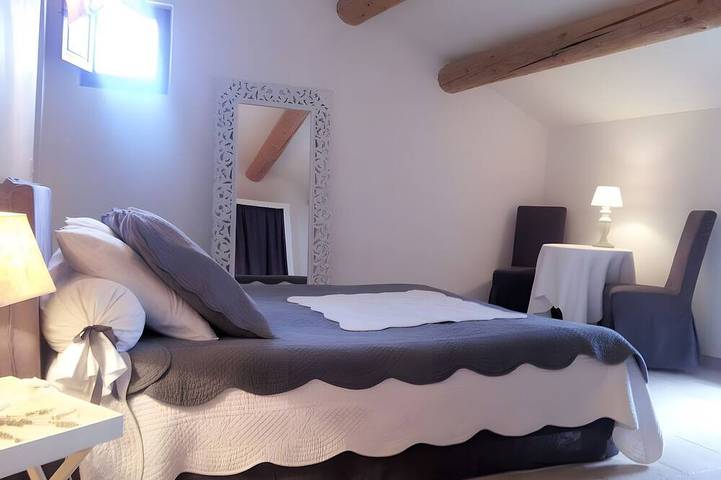 Chambre d’hôte pour 2 personnes, avec jardin à Violès - 2