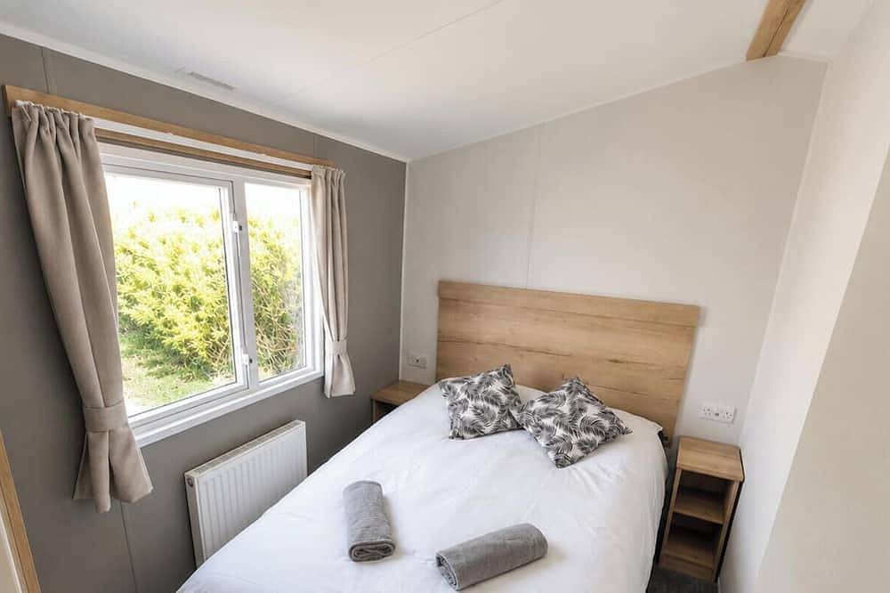 Mkrj Luxury – Parkdean Camber Sands – Sleeps 8 - Pet Friendly in Camber Sands, Camber
