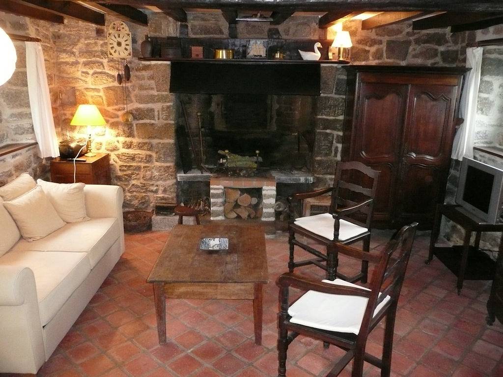 Maison typique avec jardin clos in Gatteville-le-Phare, Région de Cherbourg